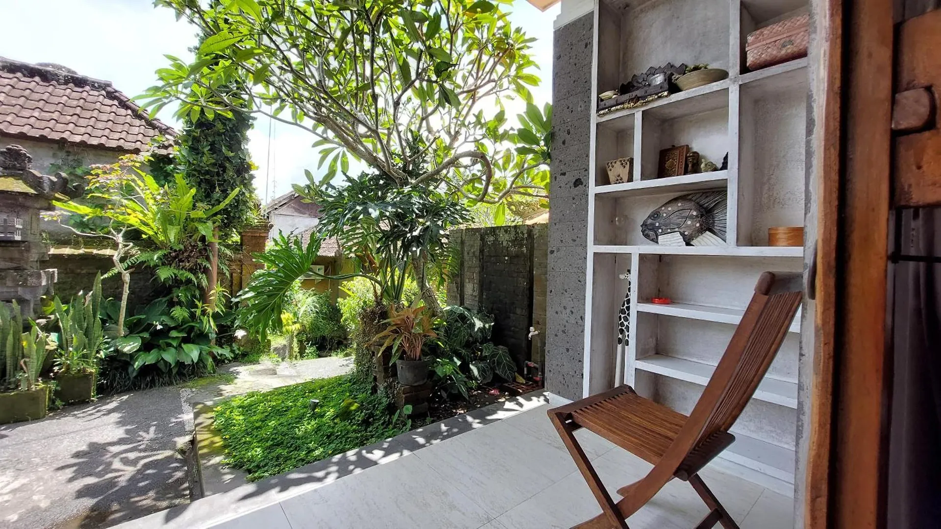 Manikan House Ubud Indonesia